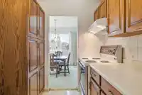 302 2320 TRINITY STREET - thumbnail 8