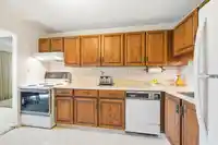 302 2320 TRINITY STREET - thumbnail 9