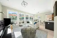 605 3038 ST GEORGE STREET - thumbnail 4