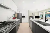 605 3038 ST GEORGE STREET - thumbnail 9