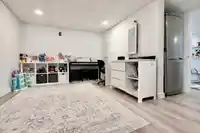 438 CARLSEN PLACE - thumbnail 19