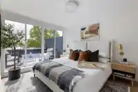 810 W 37TH AVENUE - thumbnail 13