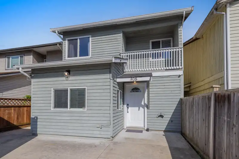 408 BRUNEAU PLACE - photo 3 of 36