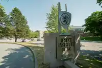 823 SANGSTER PLACE - thumbnail 17