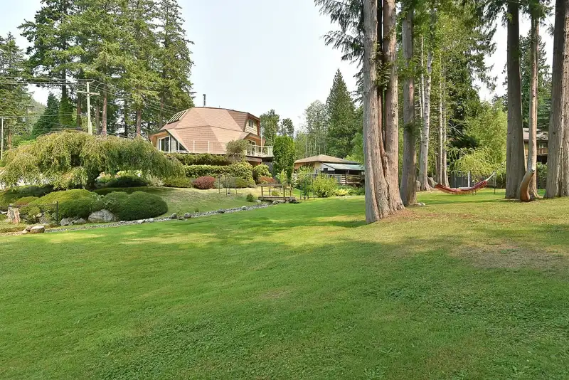 13031 NARROWS ROAD - photo 2 of 40