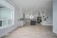 20540 70 AVENUE - thumbnail 4