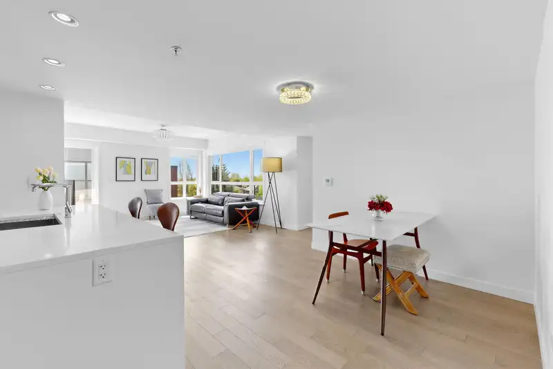 304 7828 GRANVILLE STREET - photo 2 of 19