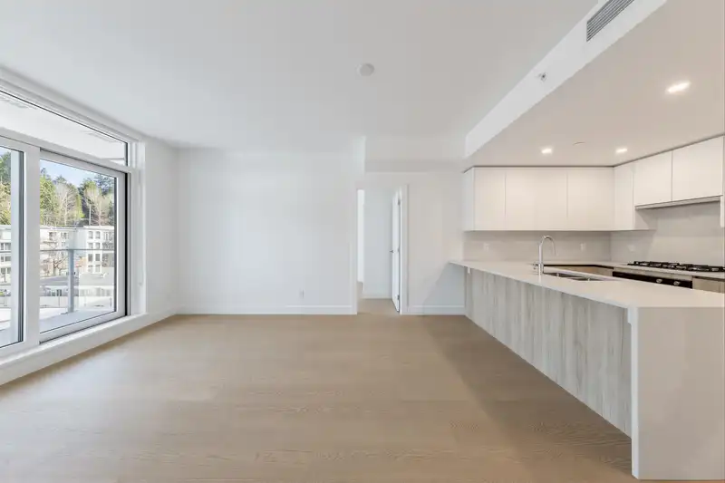 503 423 6TH STREET - photo 4 of 27