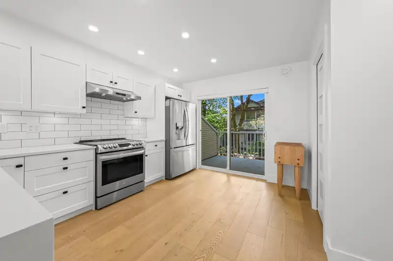 3 6415 197 STREET - photo 3 of 39