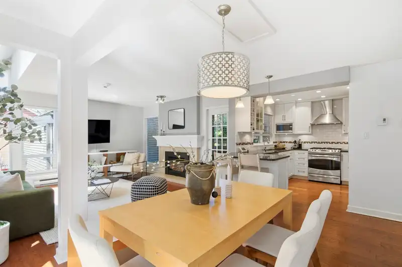 3385 W 8TH AVENUE - photo 4 of 20