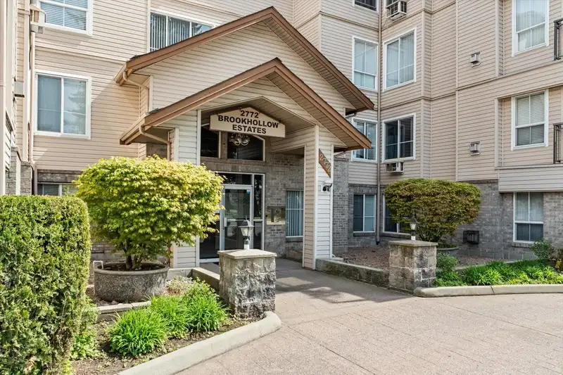 401 2772 CLEARBROOK ROAD - photo 1 of 39