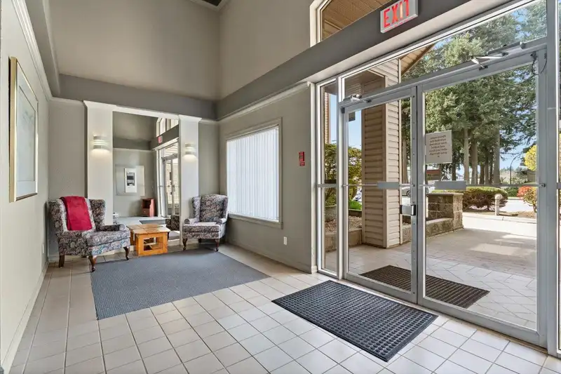 401 2772 CLEARBROOK ROAD - photo 4 of 39