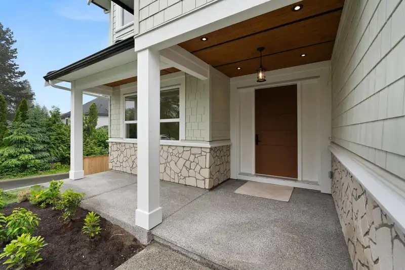 1 20343 98 AVENUE - photo 2 of 40