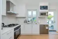 1 8182 CARTIER STREET - thumbnail 8