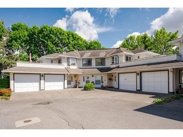 407 19645 64 AVENUE - photo 1 of 28