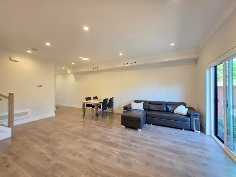 17 9680 WILLIAMS ROAD - photo 3 of 20