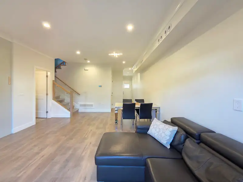 17 9680 WILLIAMS ROAD - photo 4 of 20