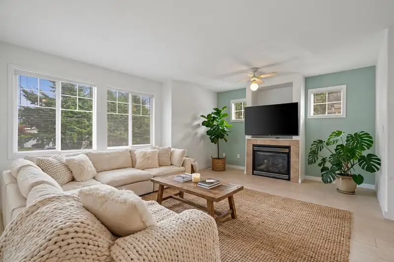 46279 CHILLIWACK CENTRAL ROAD - photo 4 of 39
