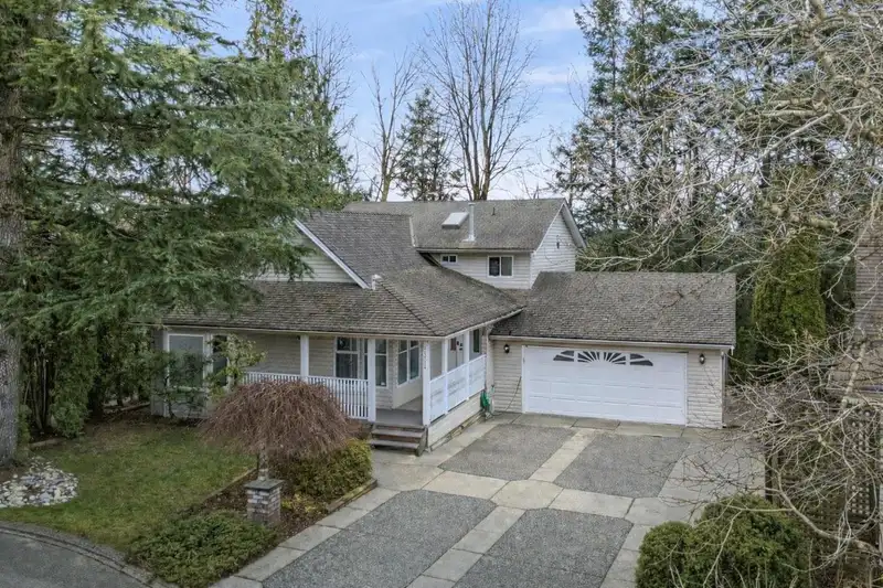 34825 CASSIAR COURT - photo 2 of 40
