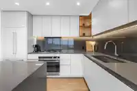 1707 720 FARROW STREET - thumbnail 11