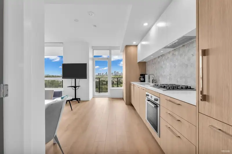 1803 2425 ALPHA AVENUE - photo 1 of 32