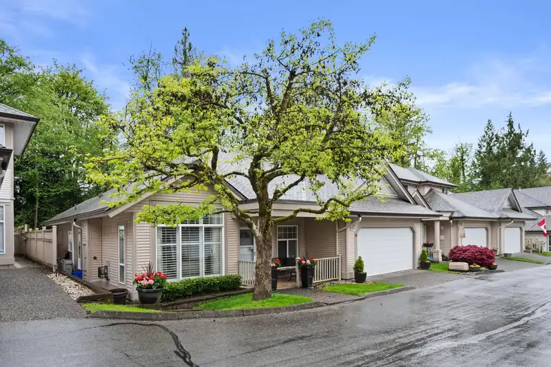 55 9025 216 STREET - photo 2 of 40