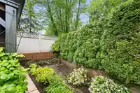 55 9025 216 STREET - thumbnail 38