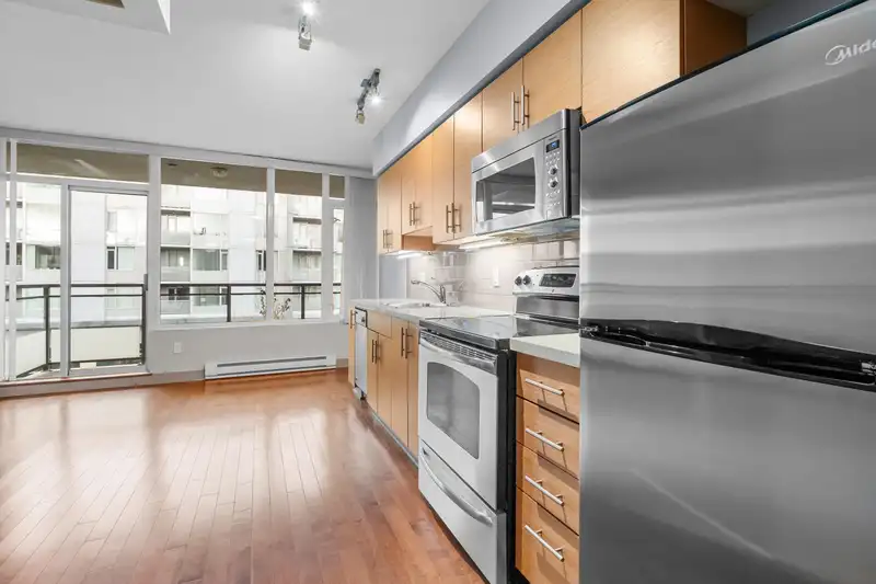 621 9009 CORNERSTONE MEWS - photo 3 of 16
