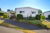 28 2035 MARTENS STREET - thumbnail 2