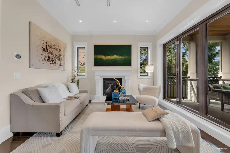 2149 W 46TH AVENUE - photo 4 of 34