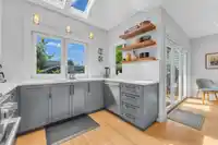 4581 JAMES STREET - thumbnail 13