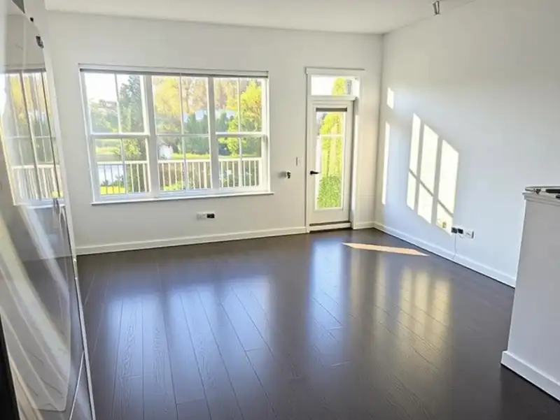 59 5550 ADMIRAL WAY - photo 3 of 28