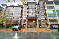 123 8067 207 STREET - thumbnail 1