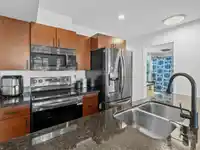 201 19774 56 AVENUE - thumbnail 10