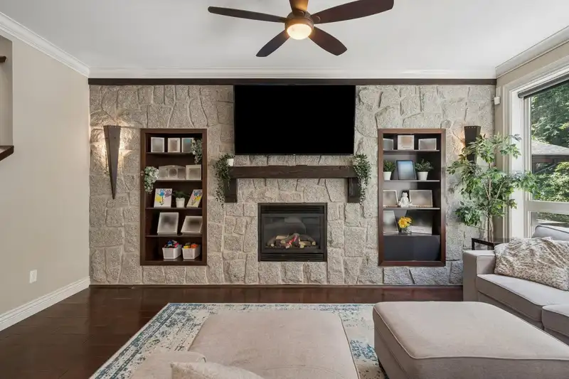 1280 CREEKSTONE TERRACE - photo 2 of 39