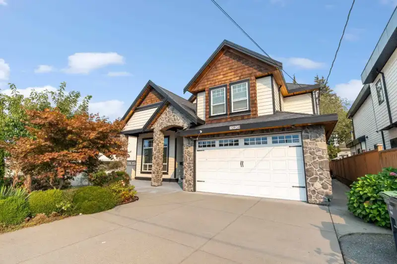 10938 131A STREET - photo 1 of 32