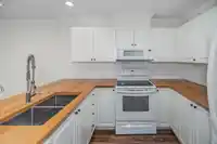 205 9124 GLOVER ROAD - thumbnail 7