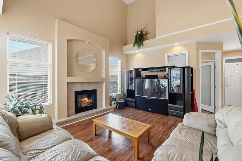 10097 241 STREET - photo 4 of 37