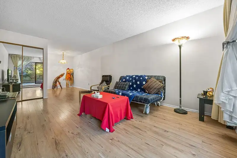 109 8231 GRANVILLE AVENUE - photo 2 of 21