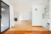 10570 HOLLY PARK LANE - thumbnail 6