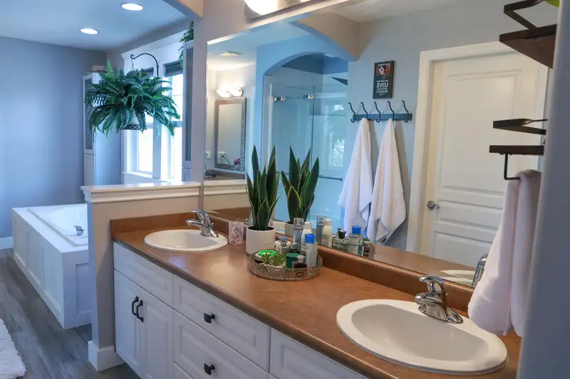 24170 HILL AVENUE - photo 3 of 32