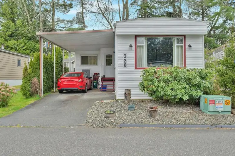 320 1840 160 STREET - photo 1 of 31