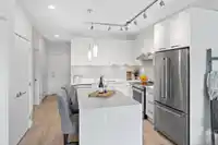 410 5638 201A STREET - thumbnail 4