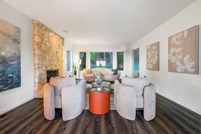 1550 PALMERSTON AVENUE - photo 3 of 38