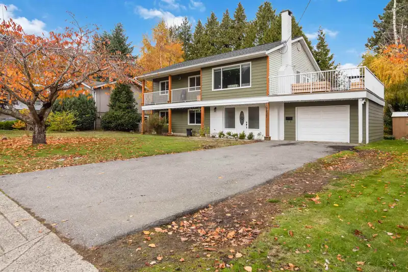 5237 12 AVENUE - photo 1 of 29