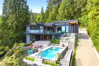 2965 ALTAMONT CRESCENT - thumbnail 1