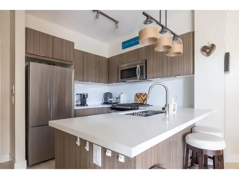 114 3323 151 STREET - photo 3 of 37