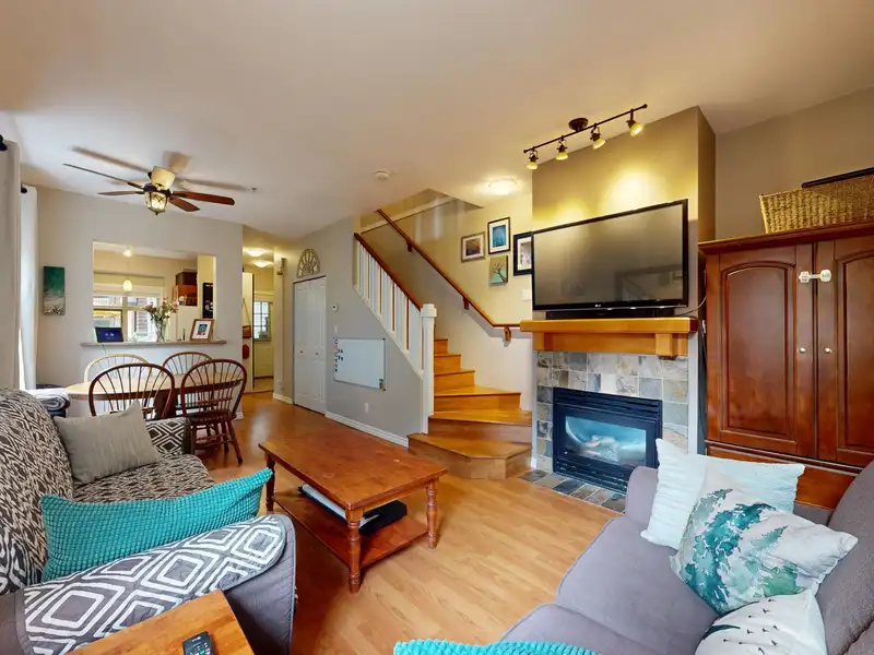 227 15 SIXTH AVENUE - photo 4 of 40