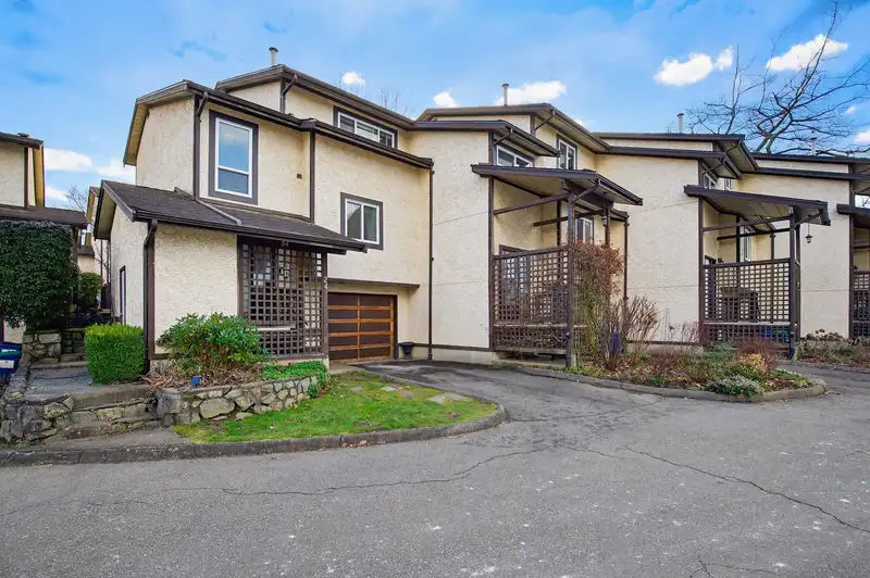 24 33361 WREN CRESCENT - photo 1 of 33