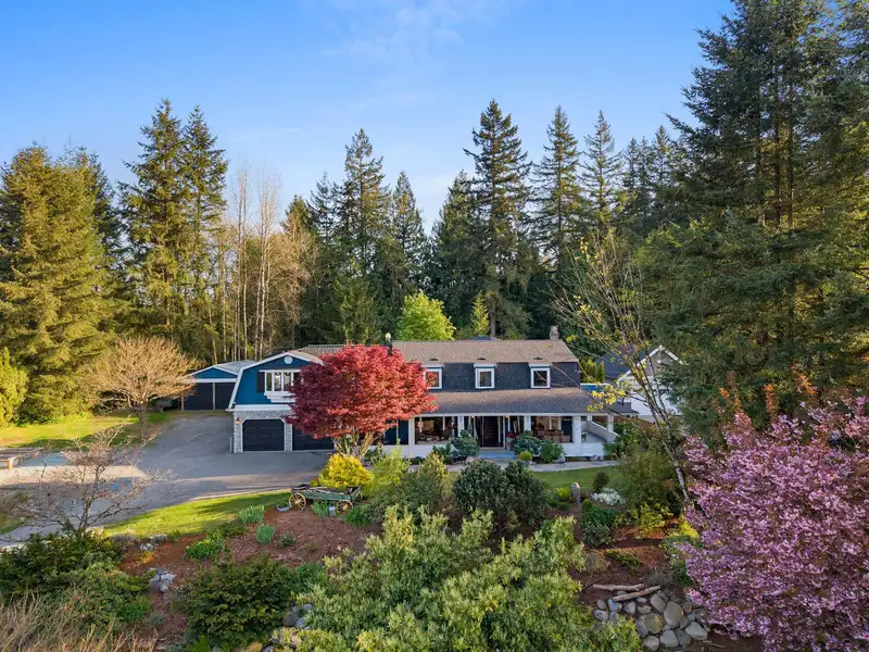 24244 60 AVENUE - photo 3 of 40